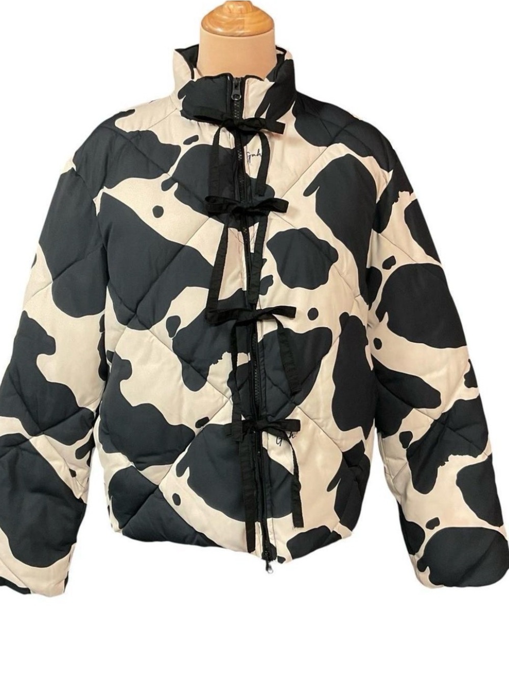 Lisa Says Gah Black and Cream Quilted Toggle Puffer Jacket